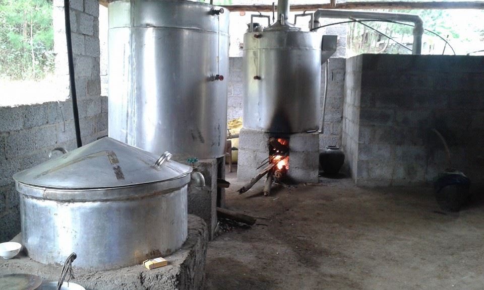 Nồi chưng cất rượu
