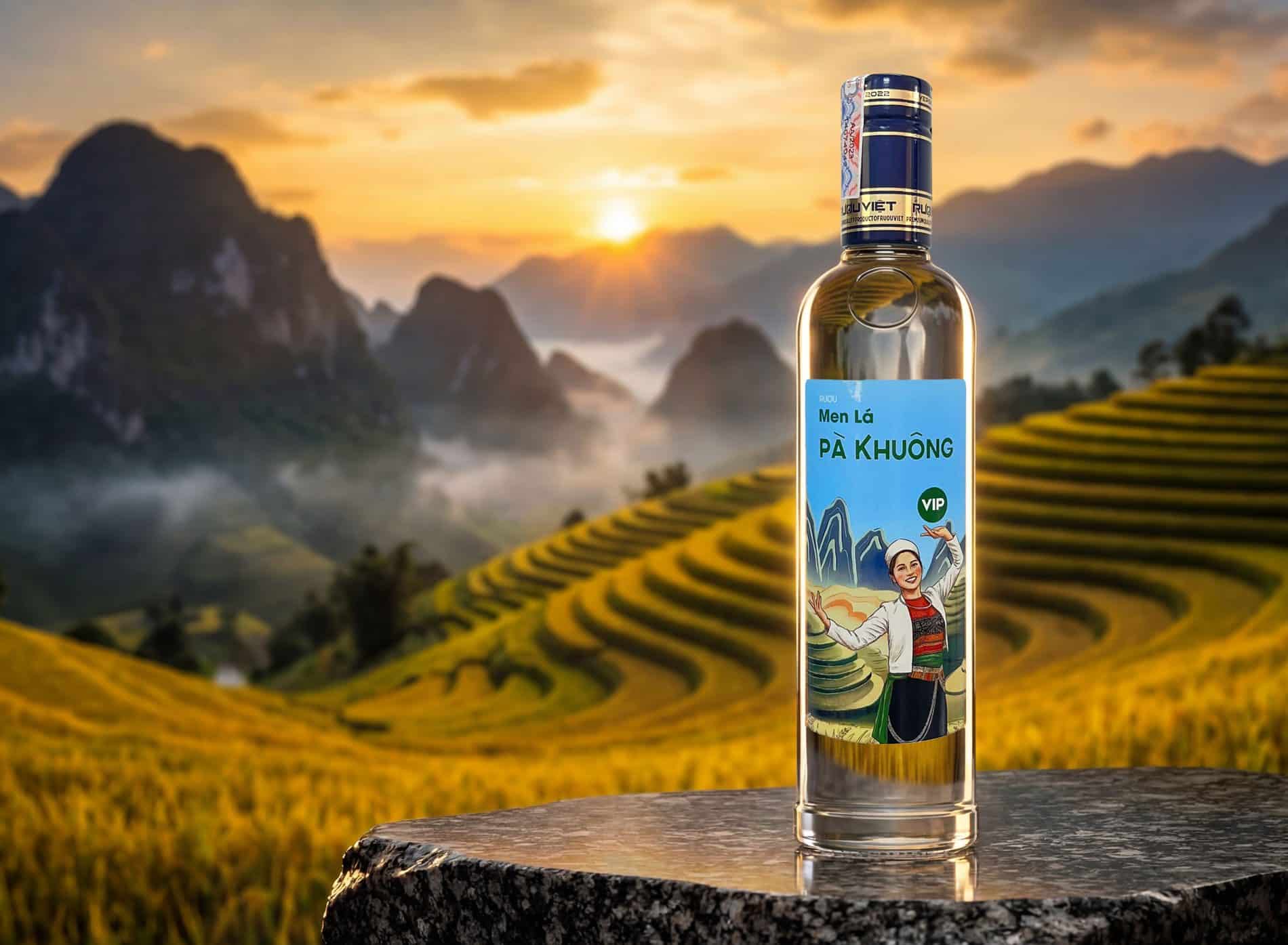 Rượu men lá Pà Khuông